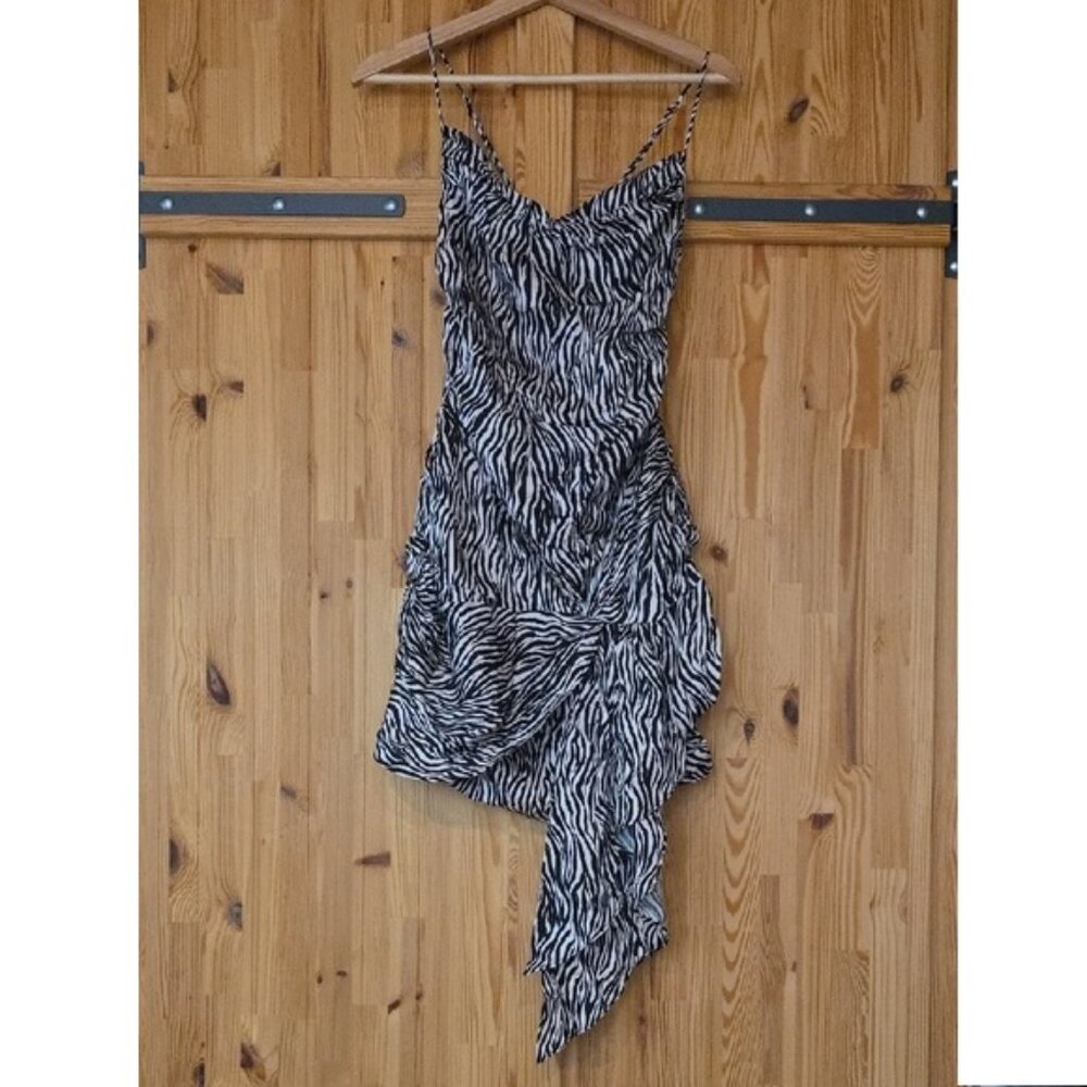 OFFERS WELCOME - NWT FOR LOVE AND LEMONS ALLIE ZEBRA PRINT MINI DRESS - Picture 3 of 9